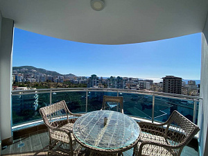 Квартира 1+1 с панорамным видом на море в Heaven Hill Residence
