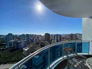 Квартира 1+1 с панорамным видом на море в Heaven Hill Residence